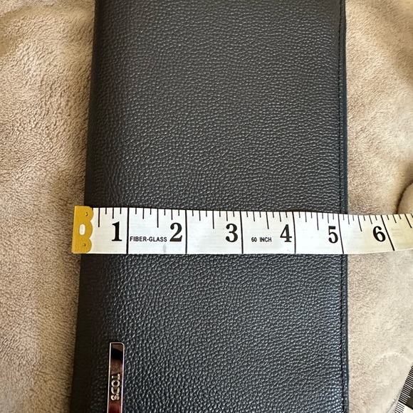 Tod’s men’s/ women’s wallet navy leather - Picture 5 of 17